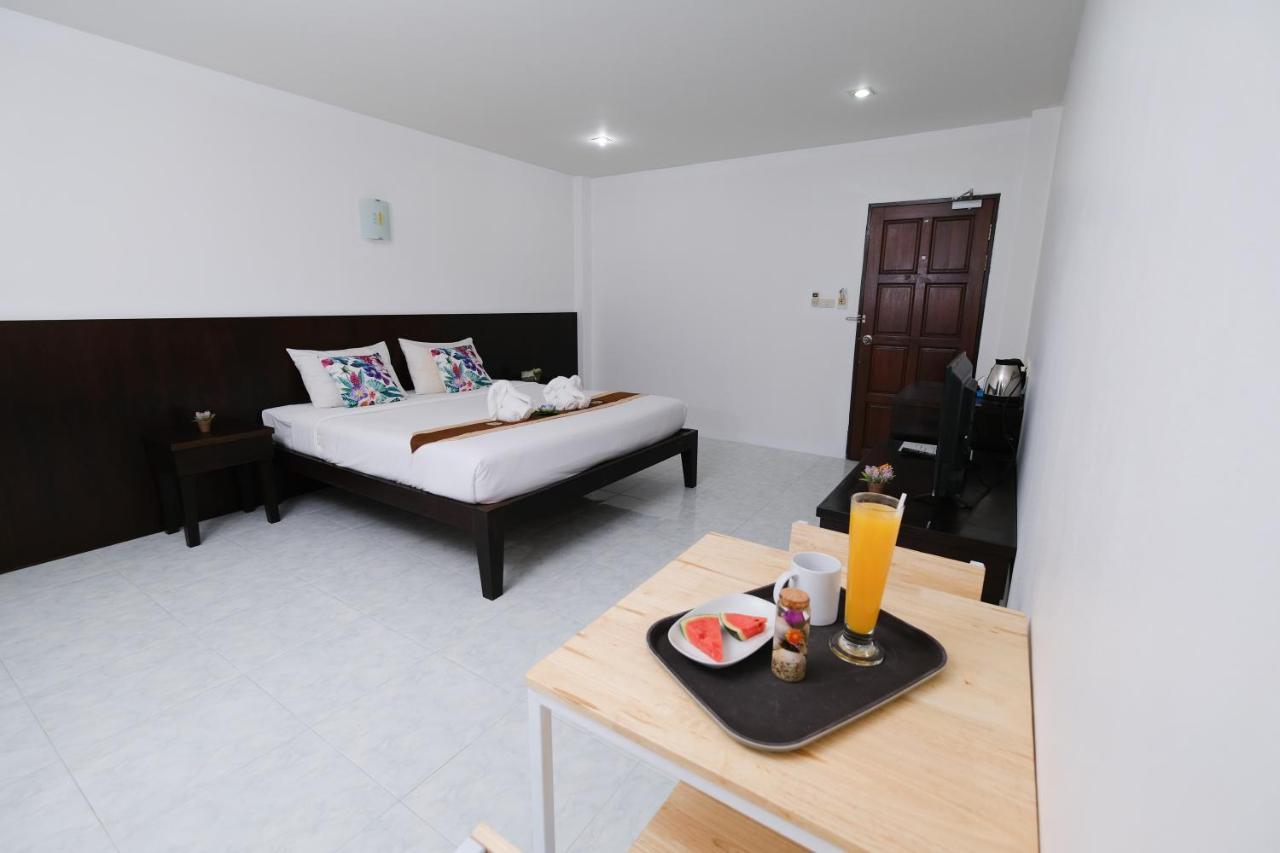 Kiwi Boutique Hotel Patong Eksteriør billede